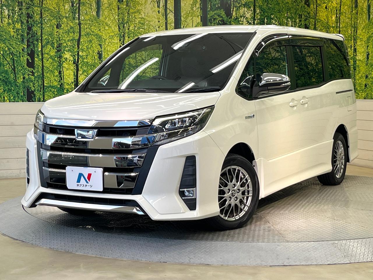2017 Toyota Noah DAA-ZWR80W