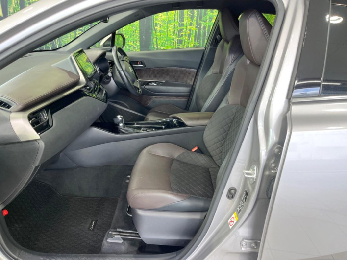 2017 Toyota C-HR DAA-ZYX10 (UW-6a34b43de6ff8)[10]