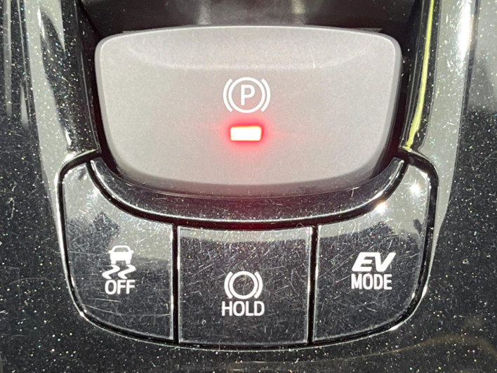 2017 Toyota C-HR DAA-ZYX10 (UW-6a34b43de6ff8)[28]