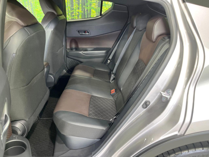 2017 Toyota C-HR DAA-ZYX10 (UW-6a34b43de6ff8)[11]