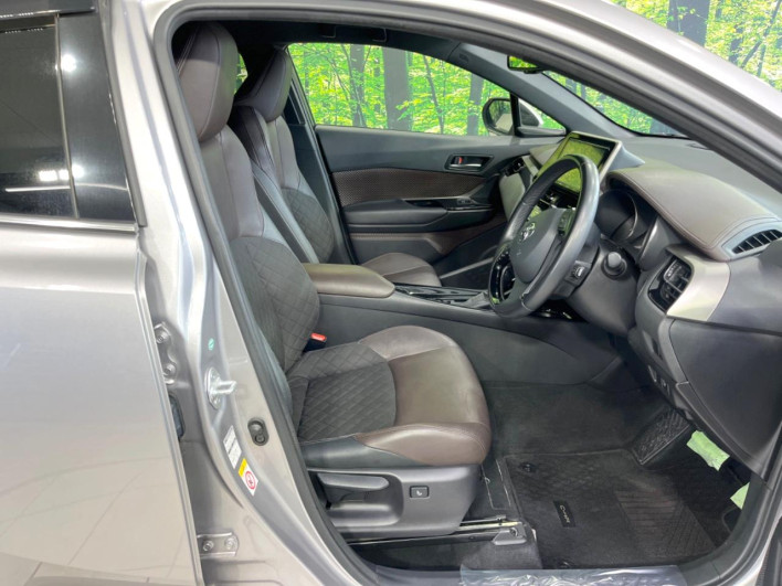 2017 Toyota C-HR DAA-ZYX10 (UW-6a34b43de6ff8)[8]