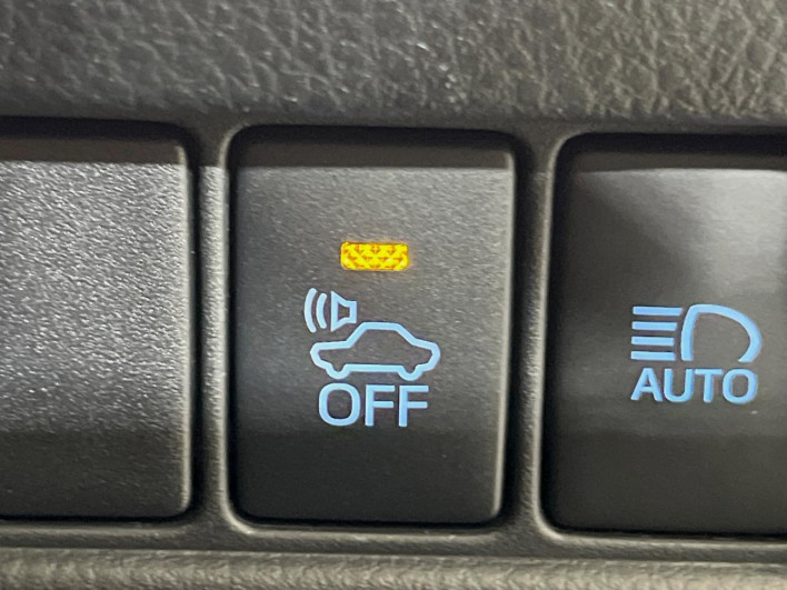 2017 Toyota C-HR DAA-ZYX10 (UW-6a34b43e0eaf2)[22]