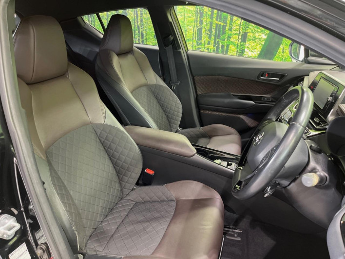 2017 Toyota C-HR DAA-ZYX10 (UW-6a34b43e0eaf2)[18]