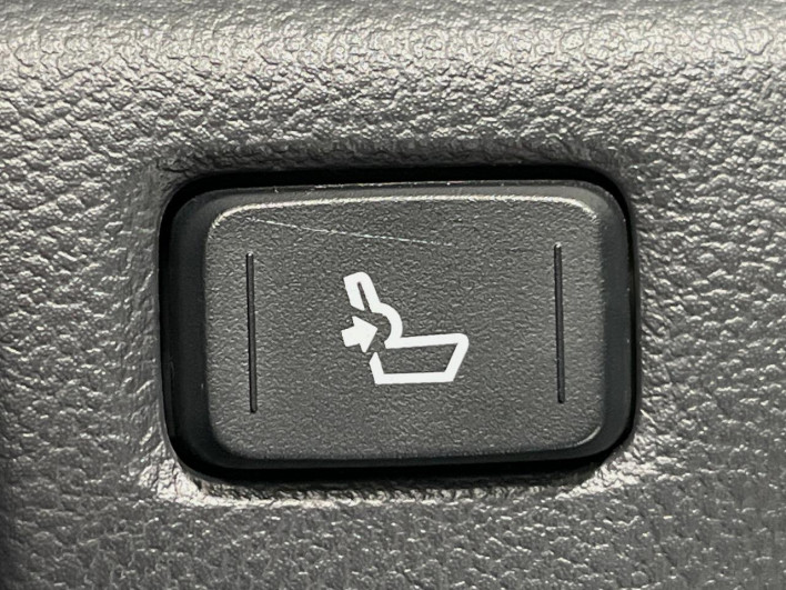 2017 Toyota C-HR DAA-ZYX10 (UW-6a34b43e0eaf2)[24]
