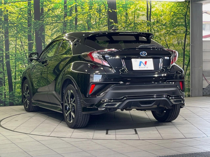 2017 Toyota C-HR DAA-ZYX10 (UW-6a34b43e0eaf2)[7]