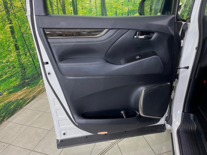 2016 Toyota Vellfire DBA-AGH30W (UW-6a360377037fc)[13]