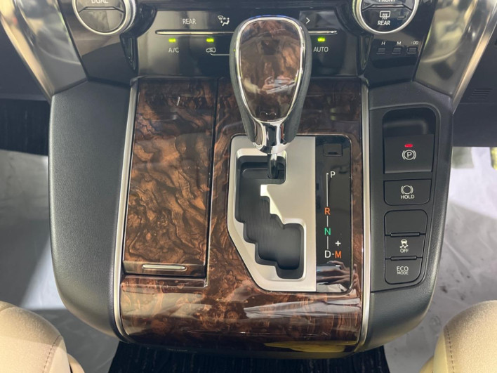 2020 Toyota Vellfire DBA-AGH30W (UW-6a36037bb7a81)[18]