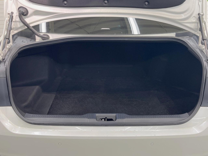 2019 Toyota Crown 3BA-ARS220 (UW-6a36038bbd80d)[18]