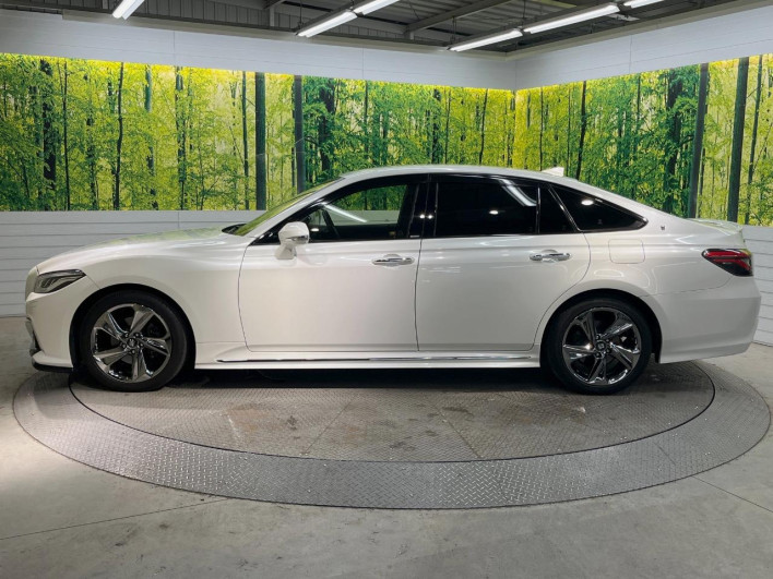 2019 Toyota Crown 3BA-ARS220 (UW-6a36038bbd80d)[15]