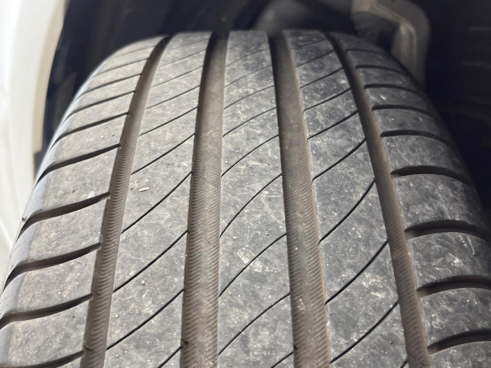 2013 Lexus IS DAA-AVE30 (UW-6a36038db2a4f)[5]