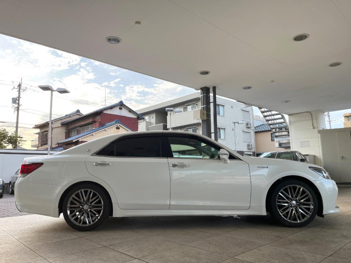 2016 Toyota Crown Hybrid DAA-AWS210 (UW-6a36039070446)[25]