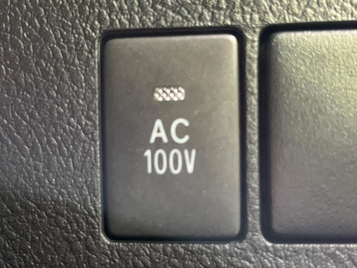 2022 Toyota Alphard Hybrid 6AA-AYH30W (UW-6a3603a0a7be7)[8]