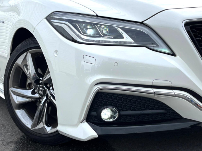 2019 Toyota Crown Hybrid 6AA-AZSH20 (UW-6a3603a3b2240)[9]