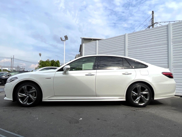 2019 Toyota Crown Hybrid 6AA-AZSH20 (UW-6a3603a3b2240)[16]