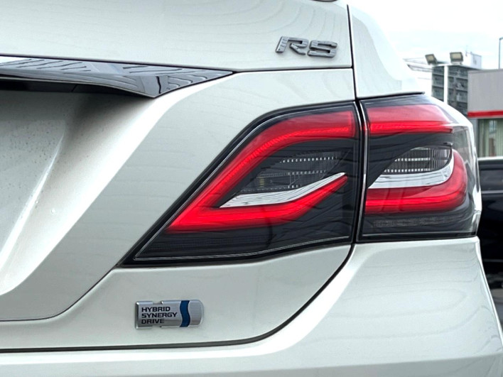 2019 Toyota Crown Hybrid 6AA-AZSH20 (UW-6a3603a3b2240)[21]