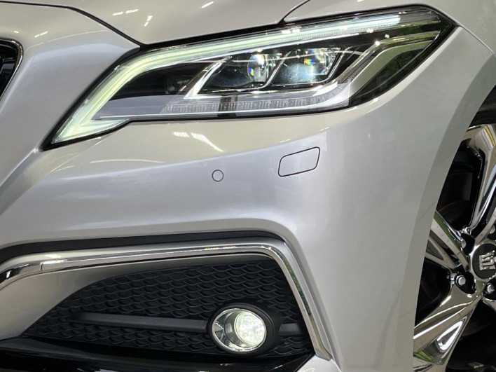 2019 Toyota Crown Hybrid 6AA-AZSH20 (UW-6a3603a3dd6c6)[18]