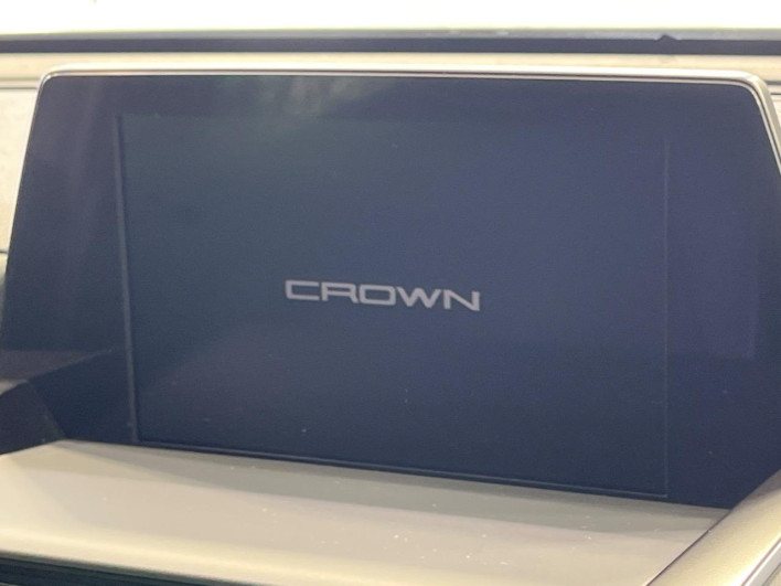 2019 Toyota Crown Hybrid 6AA-AZSH20 (UW-6a3603a3dd6c6)[14]