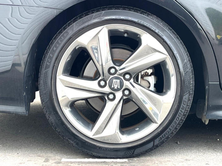 2019 Toyota Crown Hybrid 6AA-AZSH20 (UW-6a3603a50661f)[6]