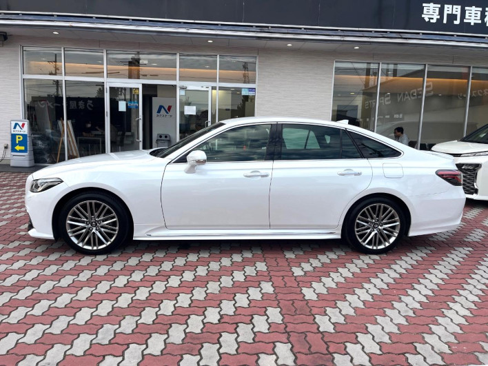 2020 Toyota Crown Hybrid 6AA-AZSH20 (UW-6a3603a5b9db5)[24]