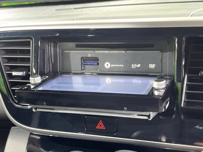 2017 Nissan DAYZ ROOX DBA-B21A (UW-6a3603adbbd3c)[23]