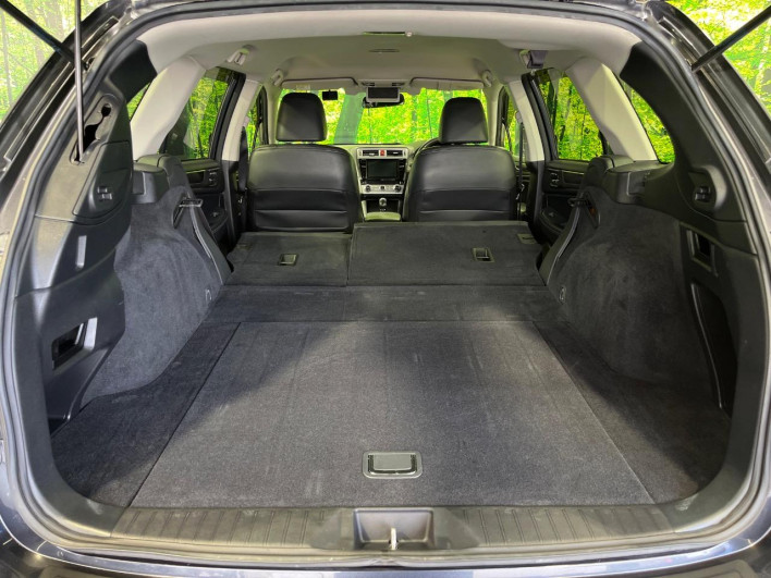 2015 Subaru Legacy Outback DBA-BS9 (UW-6a3603c59b2f7)[28]