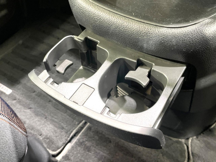 2009 Nissan Serena DBA-CC25 (UW-6a3603c69bc4d)[27]