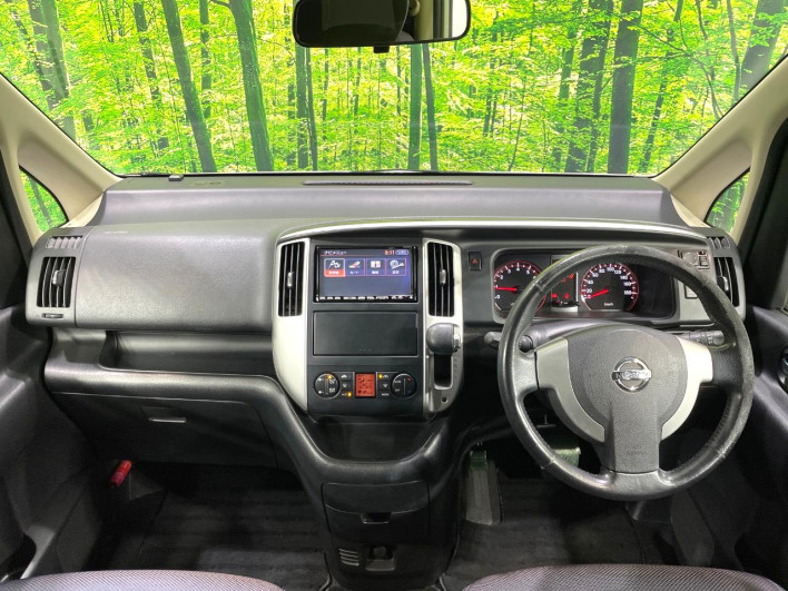 2009 Nissan Serena DBA-CC25 (UW-6a3603c69bc4d)[24]