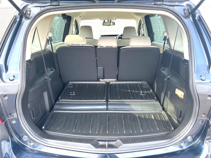 2016 Mazda Premacy DBA-CWFFW (UW-6a3603ce85b48)[15]