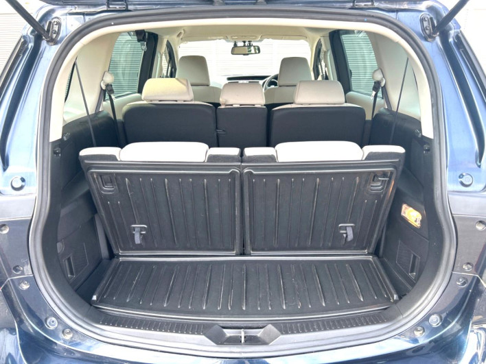 2016 Mazda Premacy DBA-CWFFW (UW-6a3603ce85b48)[14]