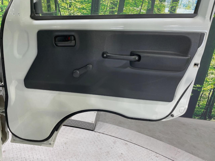 2016 Suzuki Carry Truck EBD-DA16T (UW-6a3603ceb7d39)[25]