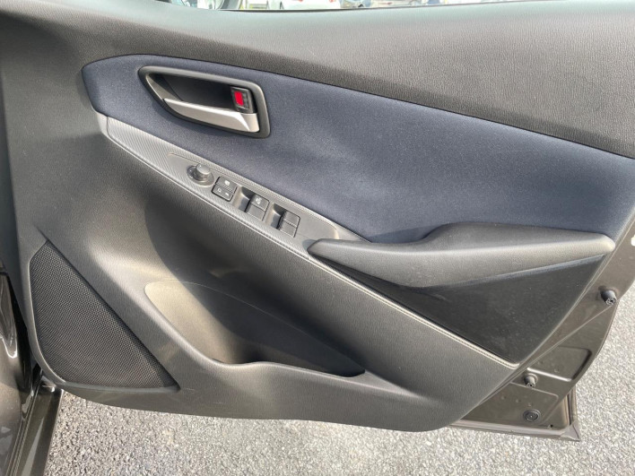 2015 Mazda Demio DBA-DJ3FS (UW-6a3603d262b7d)[9]