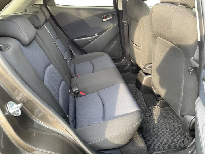 2015 Mazda Demio DBA-DJ3FS (UW-6a3603d262b7d)[8]