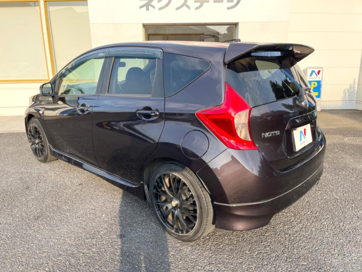 2013 Nissan Note DBA-E12 (UW-6a3603d9e8e81)[22]
