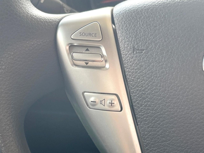 2015 Nissan Note DBA-E12 (UW-6a3603db5a6f1)[14]