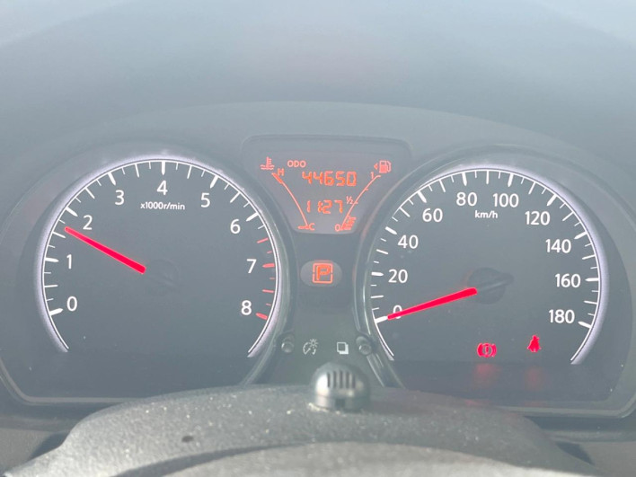 2015 Nissan Note DBA-E12 (UW-6a3603db5a6f1)[18]
