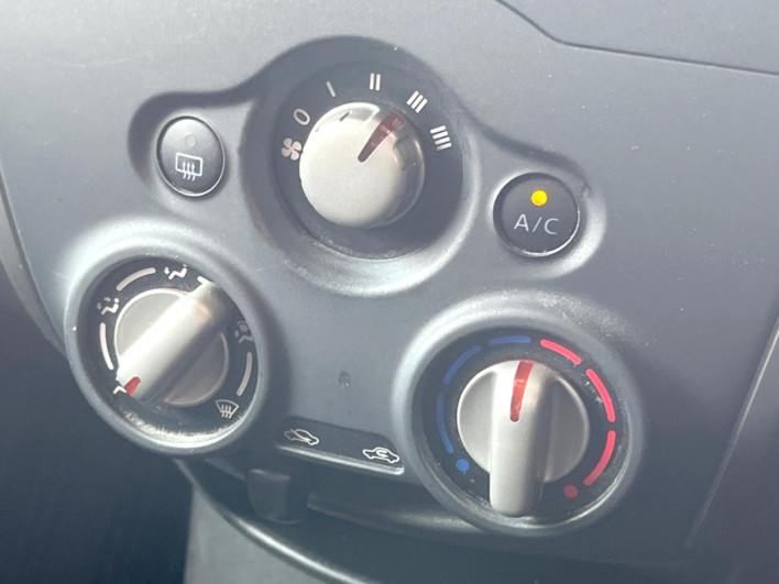 2015 Nissan Note DBA-E12 (UW-6a3603db5a6f1)[17]