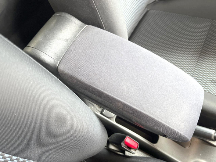 2015 Nissan Note DBA-E12 (UW-6a3603db5a6f1)[12]