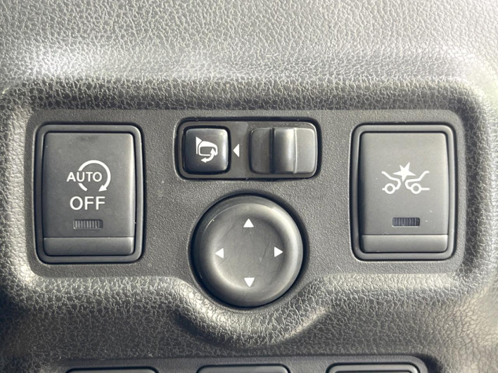 2015 Nissan Note DBA-E12 (UW-6a3603db75dff)[6]