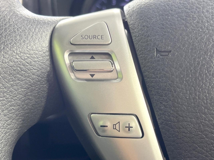 2015 Nissan Note DBA-E12 (UW-6a3603db75dff)[12]
