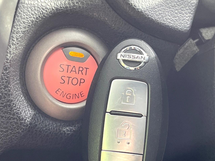 2015 Nissan Note DBA-E12 (UW-6a3603db75dff)[18]