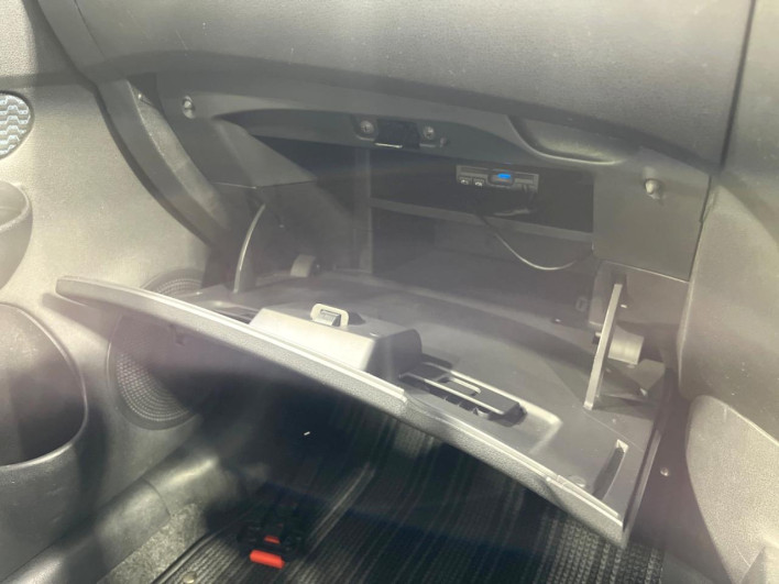 2015 Nissan Note DBA-E12 (UW-6a3603db75dff)[22]
