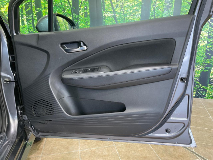 2021 Nissan Note 6AA-E13 (UW-6a3603de31d63)[19]