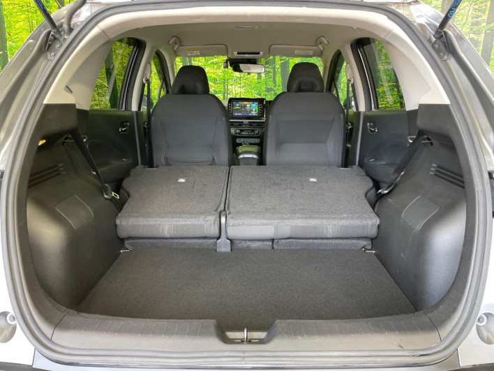 2021 Nissan Note 6AA-E13 (UW-6a3603de31d63)[17]