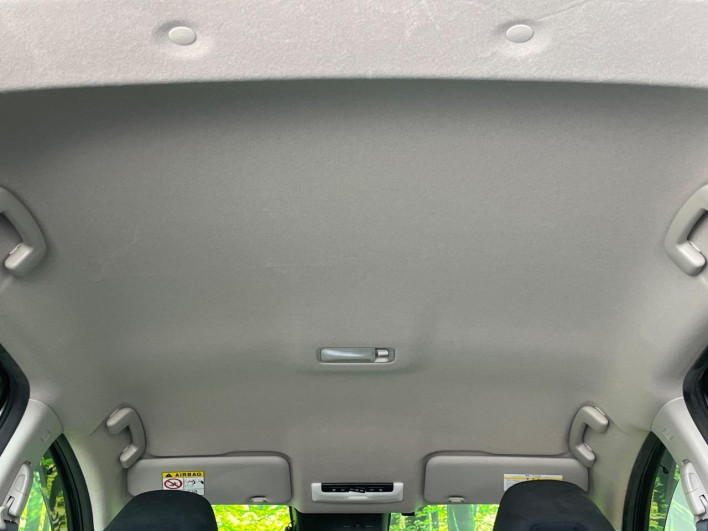 2021 Nissan Note 6AA-E13 (UW-6a3603de31d63)[18]