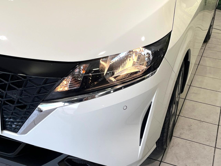2021 Nissan Note 6AA-E13 (UW-6a3603de3b85b)[14]
