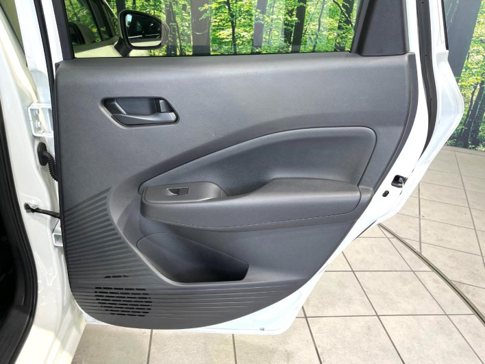 2021 Nissan Note 6AA-E13 (UW-6a3603de3b85b)[29]