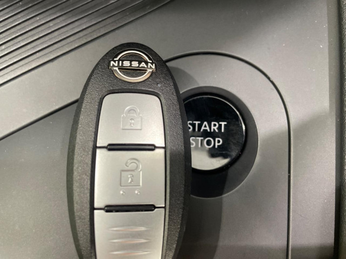 2021 Nissan Note 6AA-E13 (UW-6a3603dec6c55)[8]
