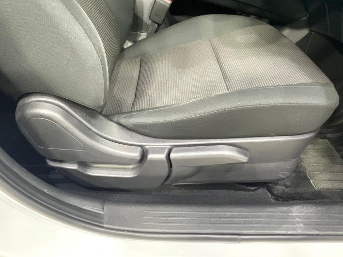 2021 Nissan Note 6AA-E13 (UW-6a3603dec6c55)[25]