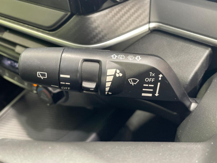 2021 Nissan Note 6AA-E13 (UW-6a3603dec6c55)[14]