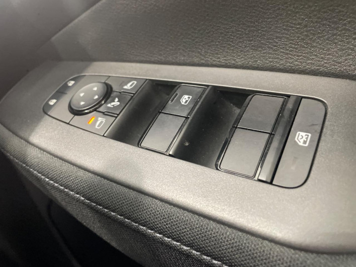 2021 Nissan Note 6AA-E13 (UW-6a3603dec6c55)[9]